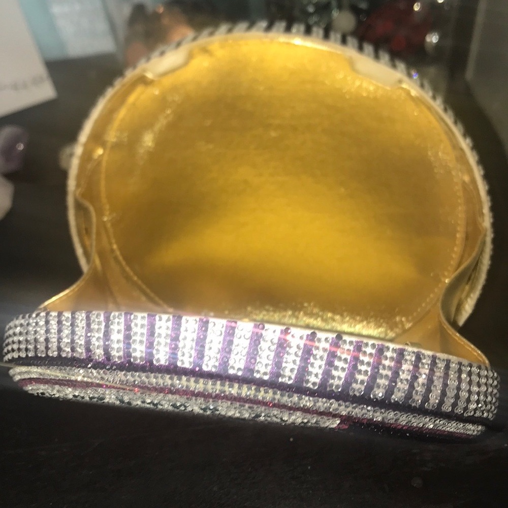 Purse - Picture 4 of 5